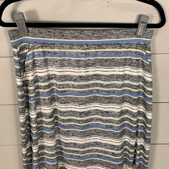 T by Talbots horizontal striped knee length elastic waist skirt size small - Picture 2 of 7
